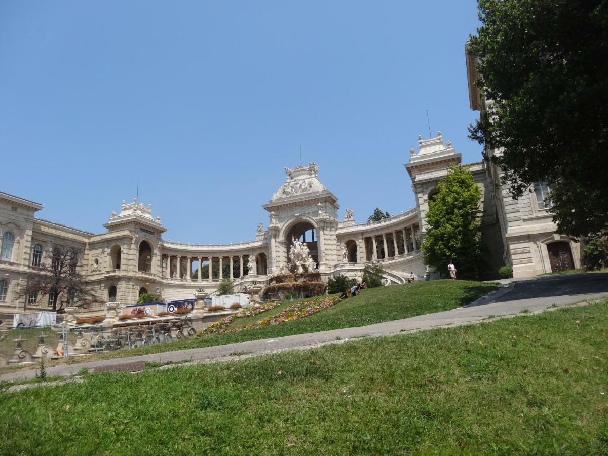 Appartement Du Palais Longchamps Marseille Bagian luar foto